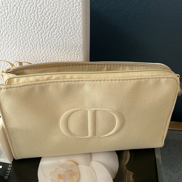 DIOR Compact✨ limited edition ✨ Pocket Mirror & VIP cosmetic clutch bag - Picture 4 of 10